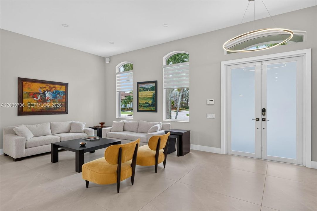 For Sale: $1,495,000 (4 beds, 3 baths, 2674 Square Feet)