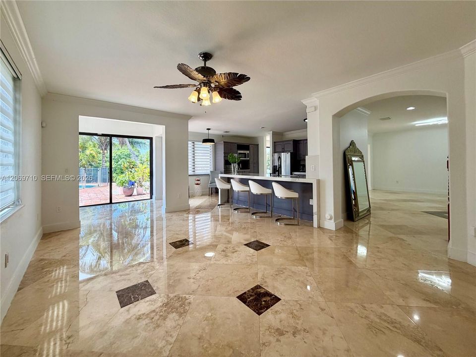 For Rent: $6,200 (4 beds, 3 baths, 3043 Square Feet)