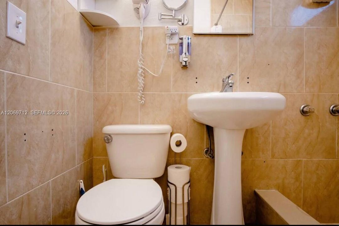 For Sale: $1,180,000 (0 beds, 0 baths, 2552 Square Feet)