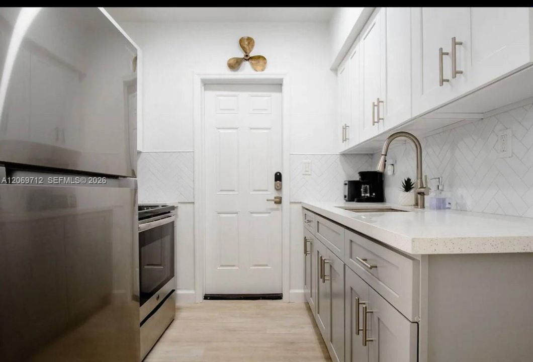 For Sale: $1,180,000 (0 beds, 0 baths, 2552 Square Feet)