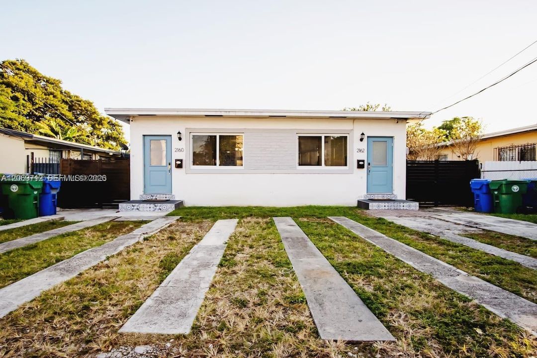 For Sale: $1,180,000 (0 beds, 0 baths, 2552 Square Feet)