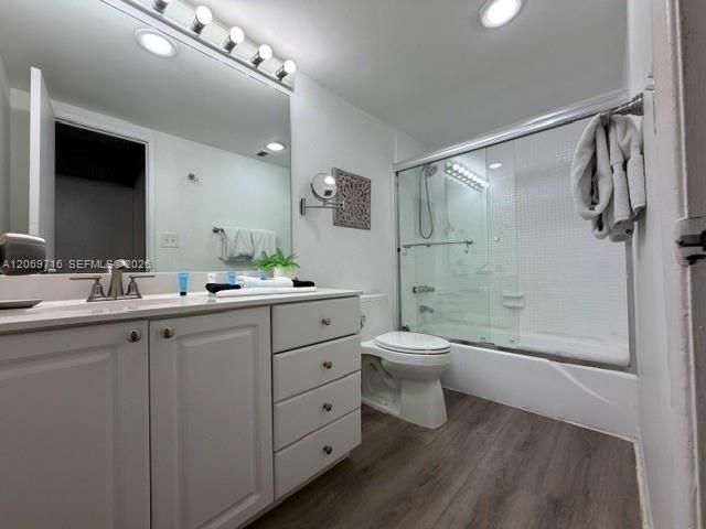 For Sale: $549,999 (1 beds, 1 baths, 1005 Square Feet)