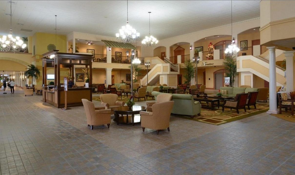 274 inside club house