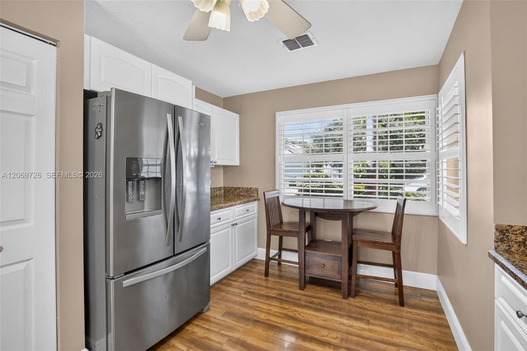 For Sale: $685,000 (3 beds, 2 baths, 1943 Square Feet)