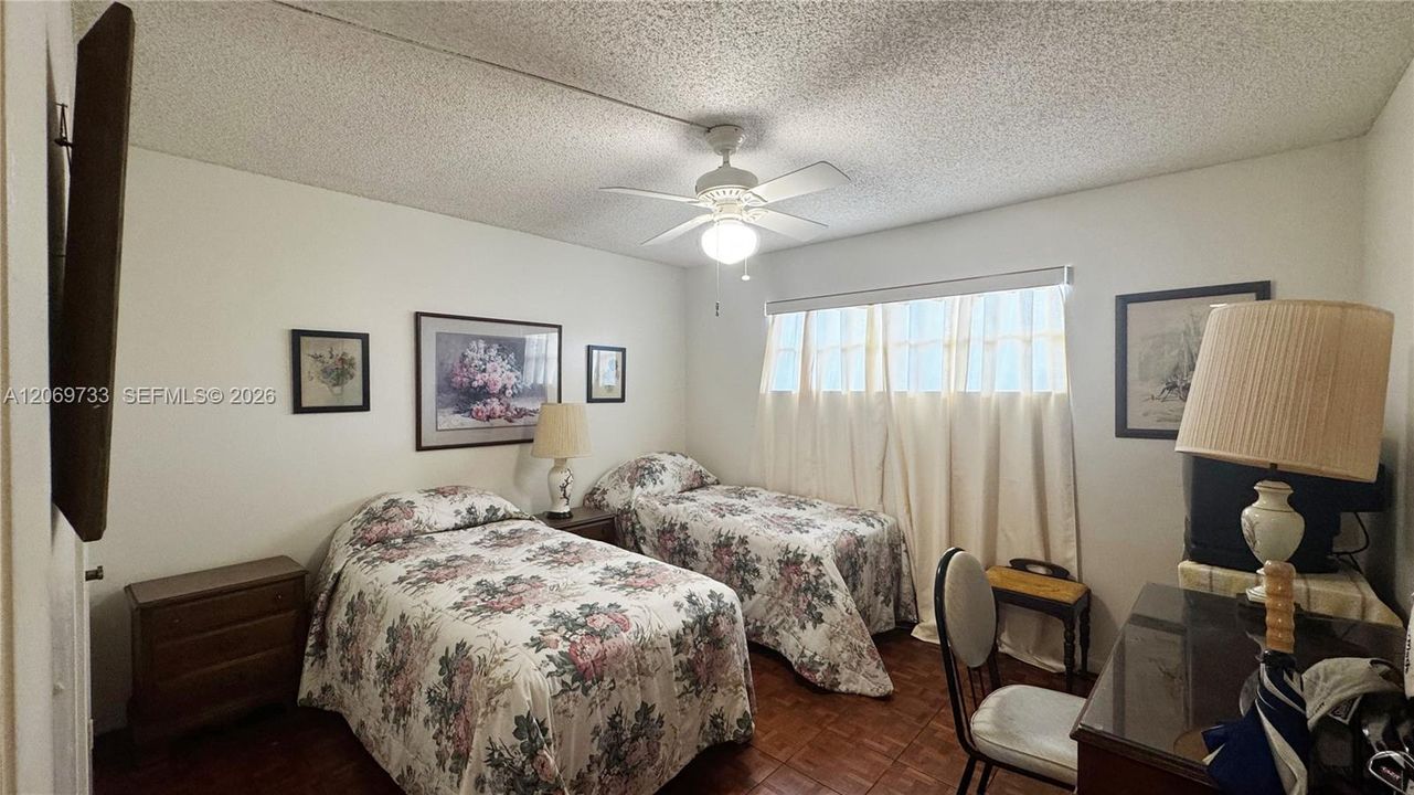 For Rent: $2,000 (2 beds, 2 baths, 1170 Square Feet)