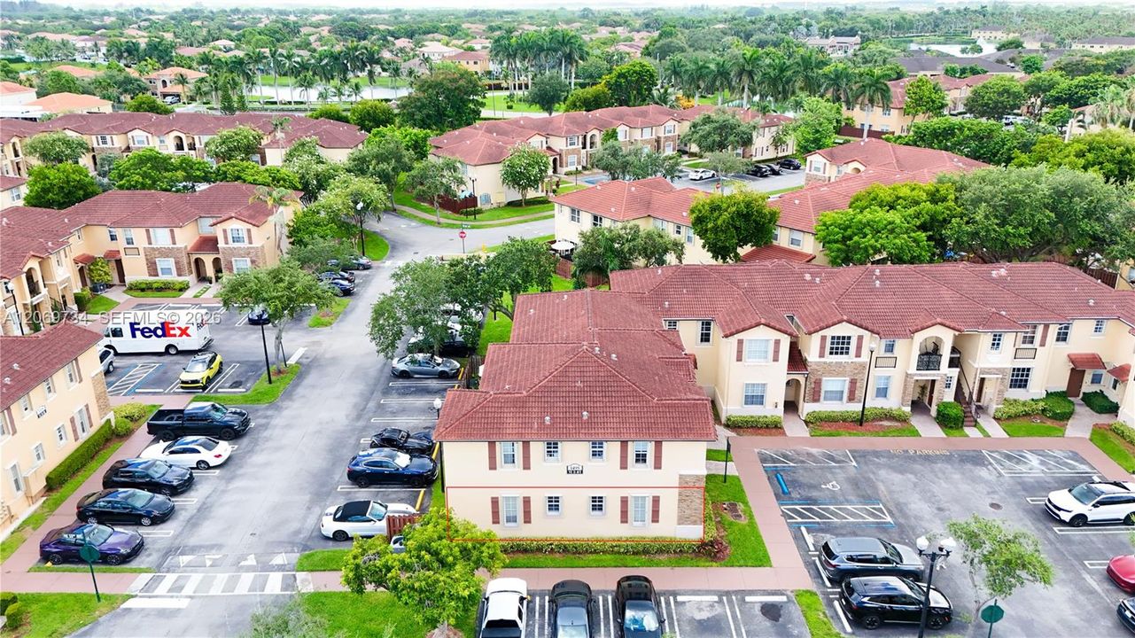 For Sale: $269,900 (3 beds, 2 baths, 1062 Square Feet)