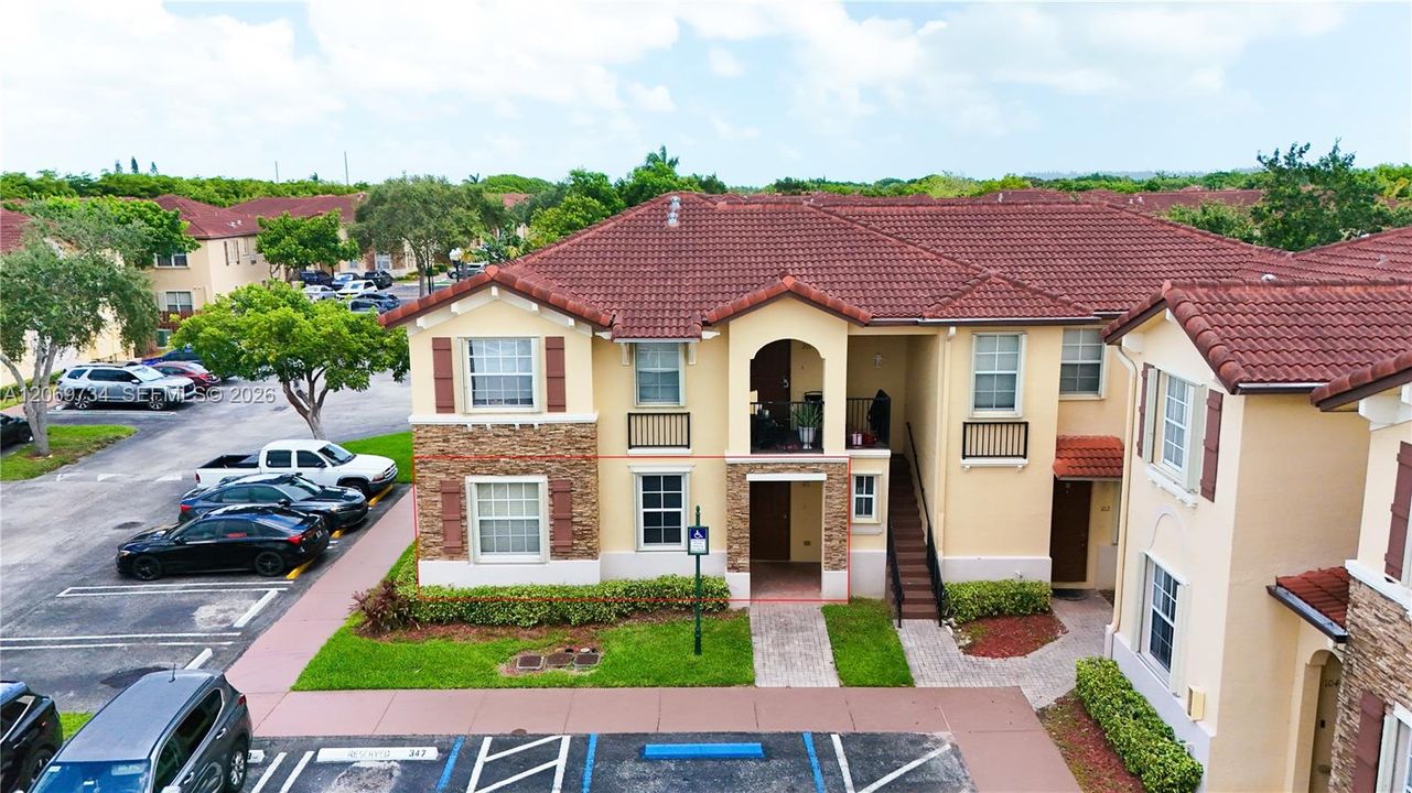 For Sale: $269,900 (3 beds, 2 baths, 1062 Square Feet)
