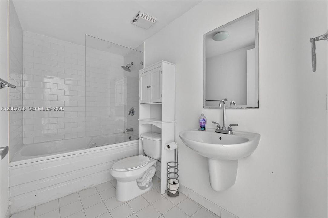 En Venta: $495,000 (2 camas, 2 baños, 1113 Pies cuadrados)
