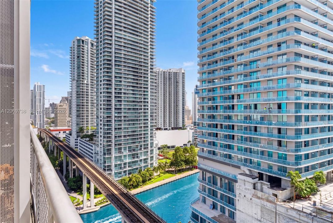 En Venta: $495,000 (2 camas, 2 baños, 1113 Pies cuadrados)