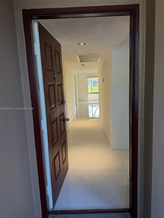 For Sale: $249,500 (2 beds, 2 baths, 1352 Square Feet)