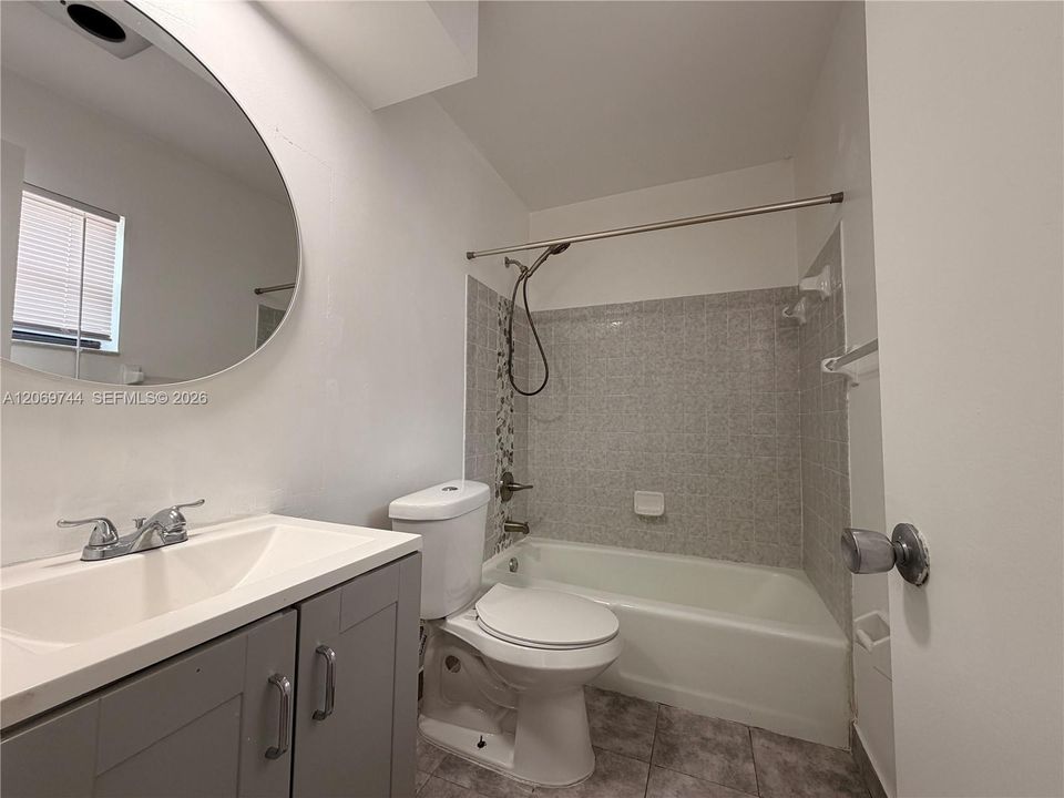 Недавно арендовано: $2,750 (3 спален, 3 ванн, 1610 Квадратных фут)