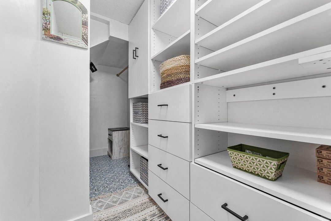 Walk In Closet