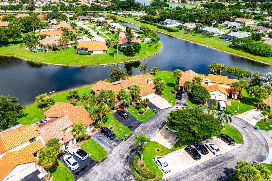 Cul-de-sac Aerial View