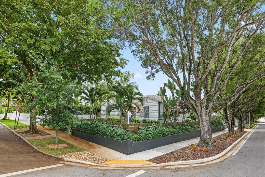744 Sunset Road - 50.jpg-SMALL