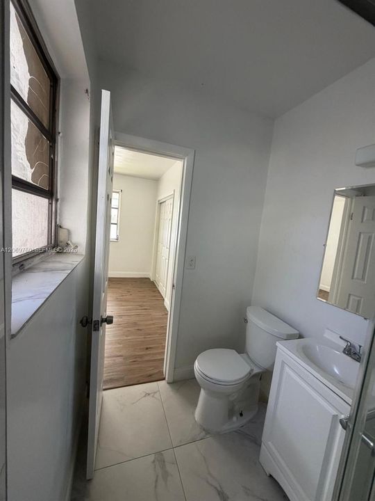 В аренду: $1,400 (1 спален, 1 ванн, 1868 Квадратных фут)