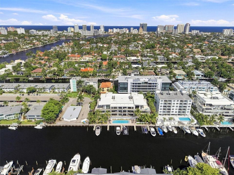 For Rent: $12,500 (3 beds, 3 baths, 2053 Square Feet)