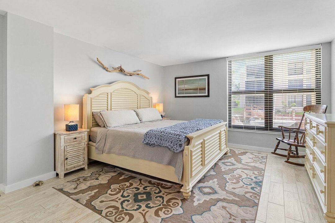 017-17RoyalPalmWay-1050-BocaRaton-FL-334