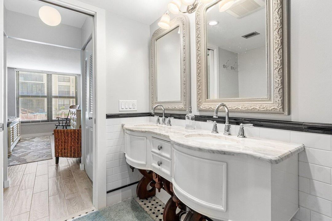 020-17RoyalPalmWay-1050-BocaRaton-FL-334