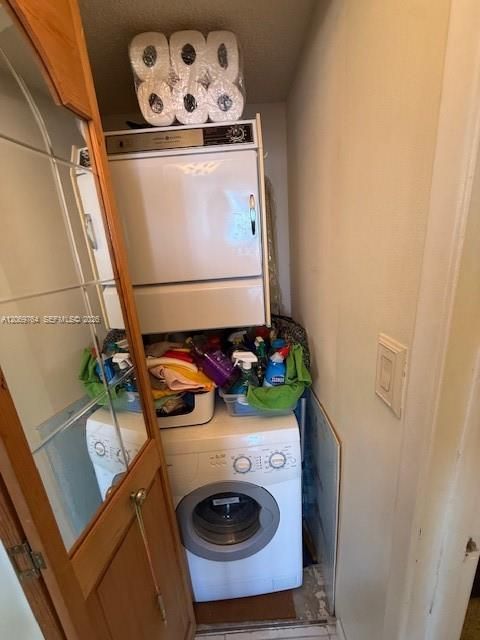 待售: $399,000 (2 贝兹, 2 浴室, 1136 平方英尺)