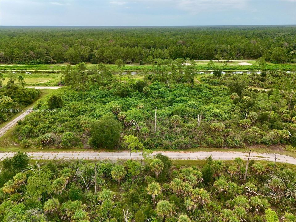 En Venta: $18,000 (0.23 acres)