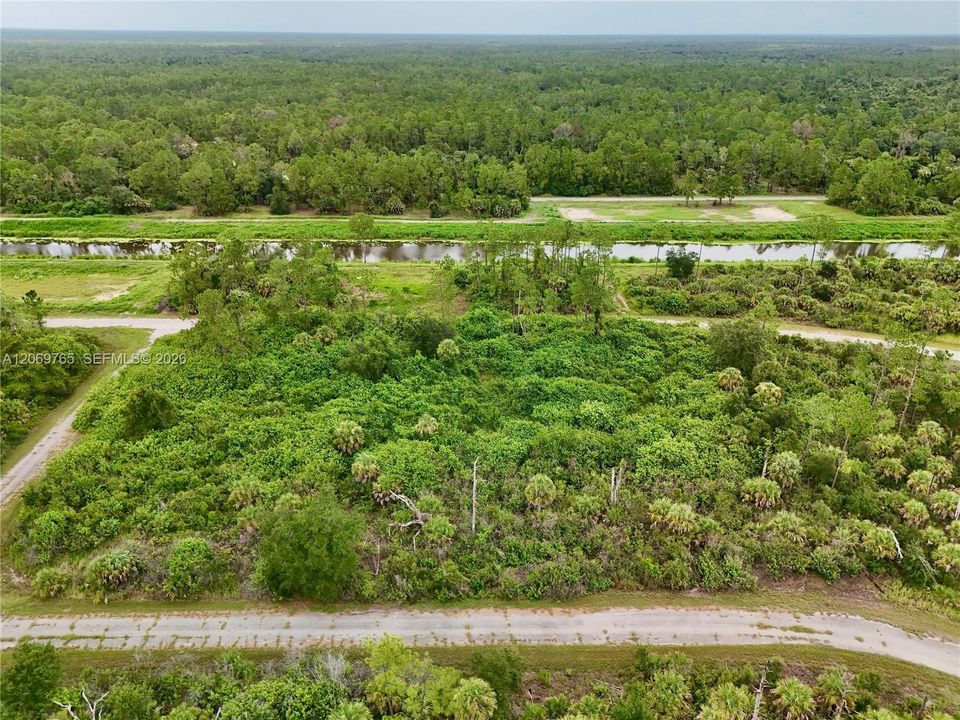 En Venta: $18,000 (0.23 acres)