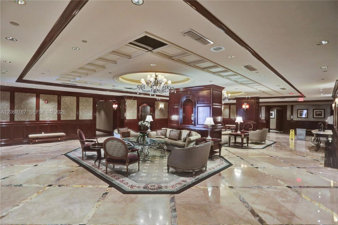 For Sale: $1,100,000 (2 beds, 2 baths, 1500 Square Feet)