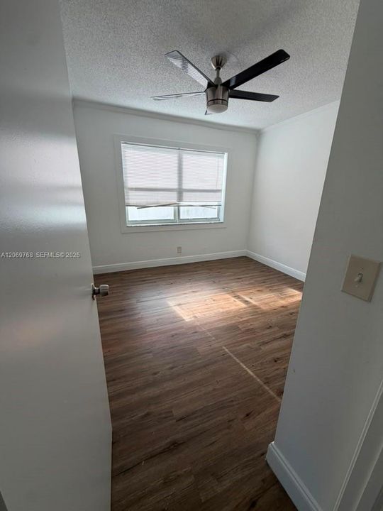 For Sale: $650,000 (4 beds, 2 baths, 2202 Square Feet)