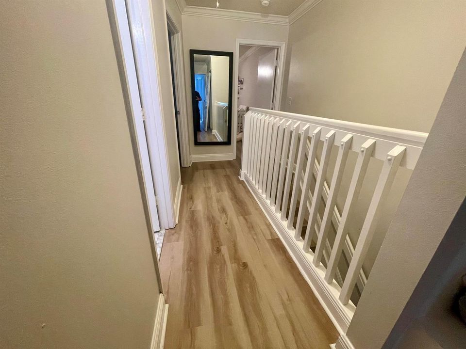 upstairs landing new flooring