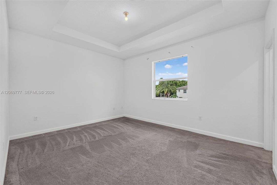For Sale: $334,900 (3 beds, 2 baths, 1483 Square Feet)