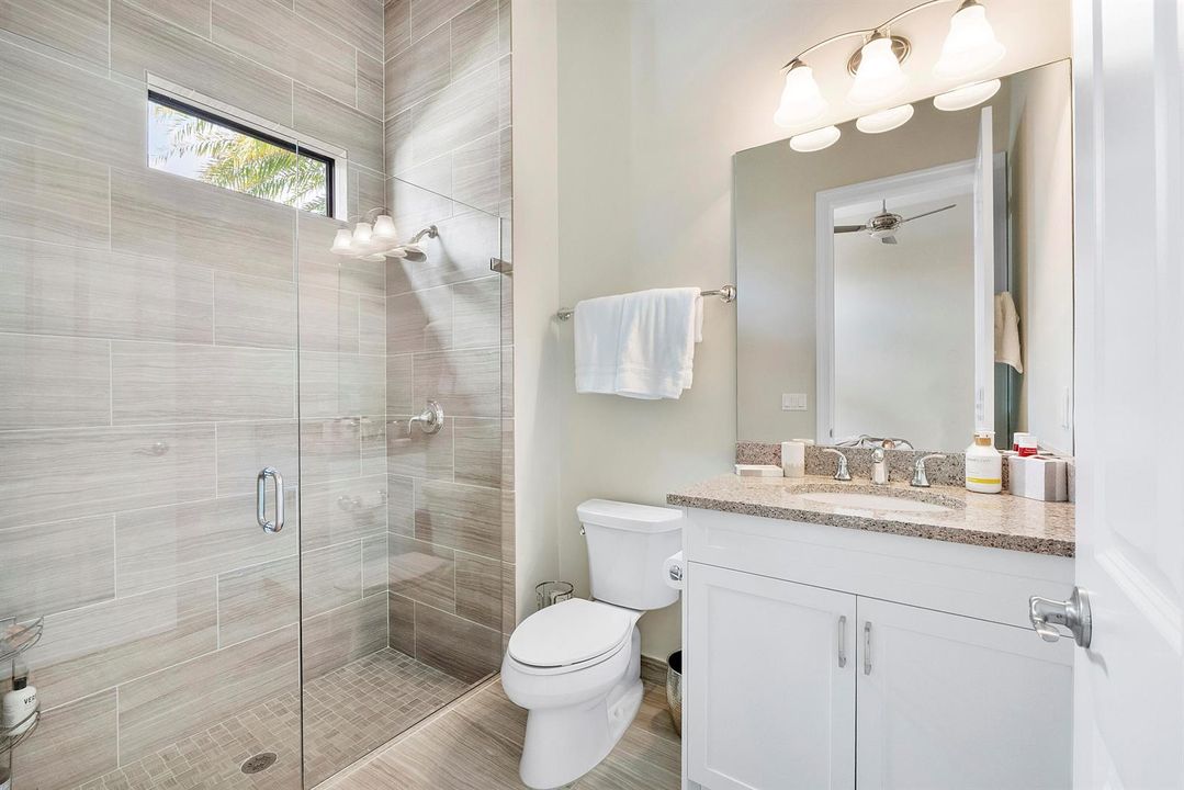 10282 Sweet Bay Manor_039