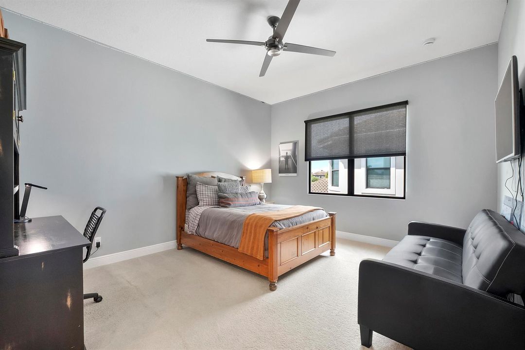 10282 Sweet Bay Manor_046