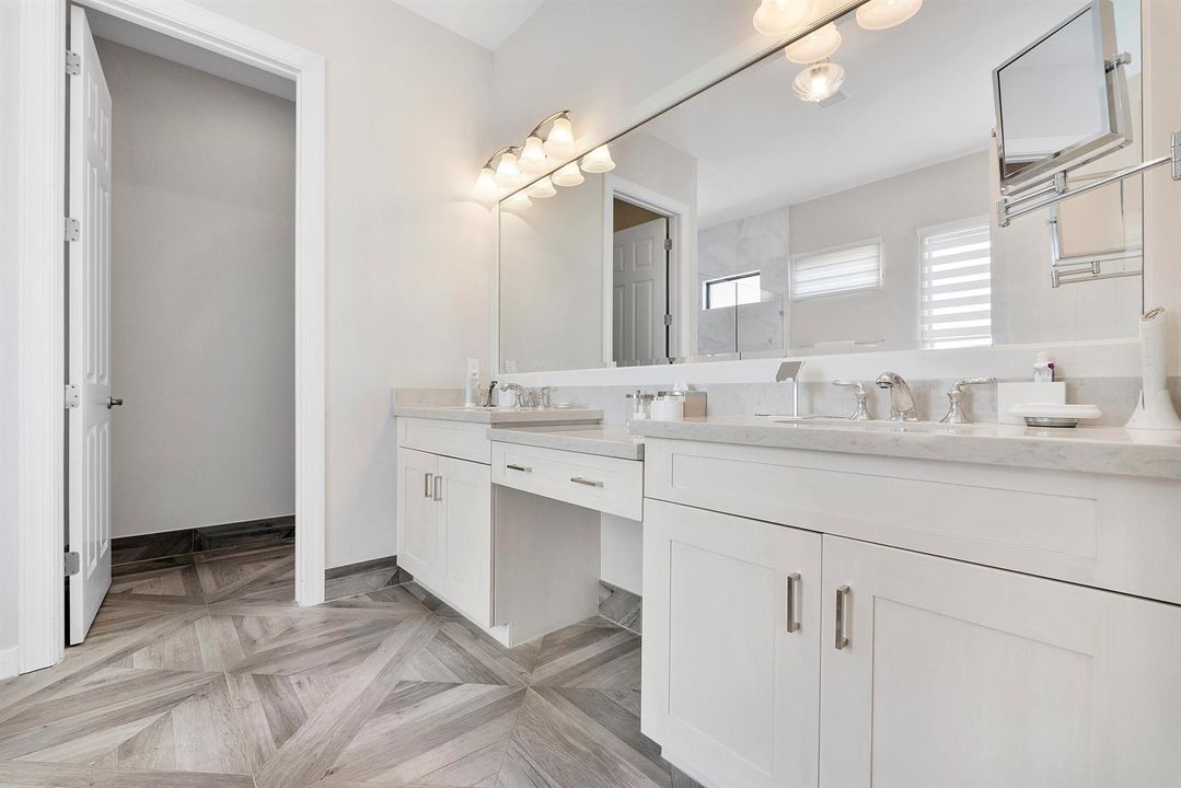 10282 Sweet Bay Manor_058