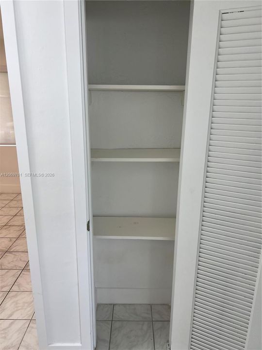 For Rent: $3,800 (4 beds, 2 baths, 1760 Square Feet)