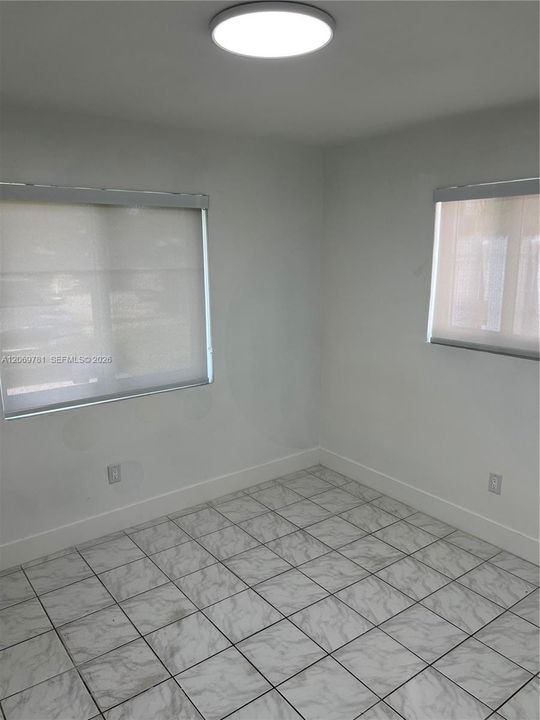 For Rent: $3,800 (4 beds, 2 baths, 1760 Square Feet)