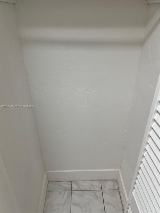 For Rent: $3,800 (4 beds, 2 baths, 1760 Square Feet)