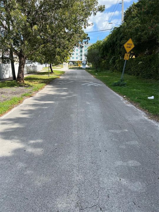 For Rent: $3,800 (4 beds, 2 baths, 1760 Square Feet)