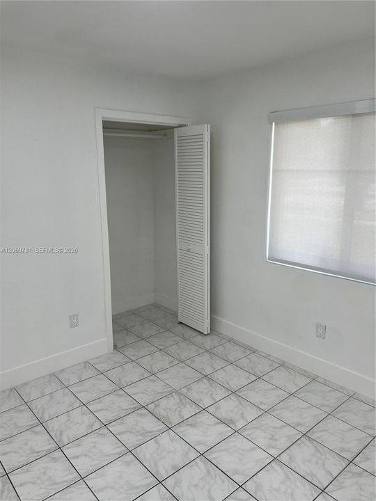 For Rent: $3,800 (4 beds, 2 baths, 1760 Square Feet)