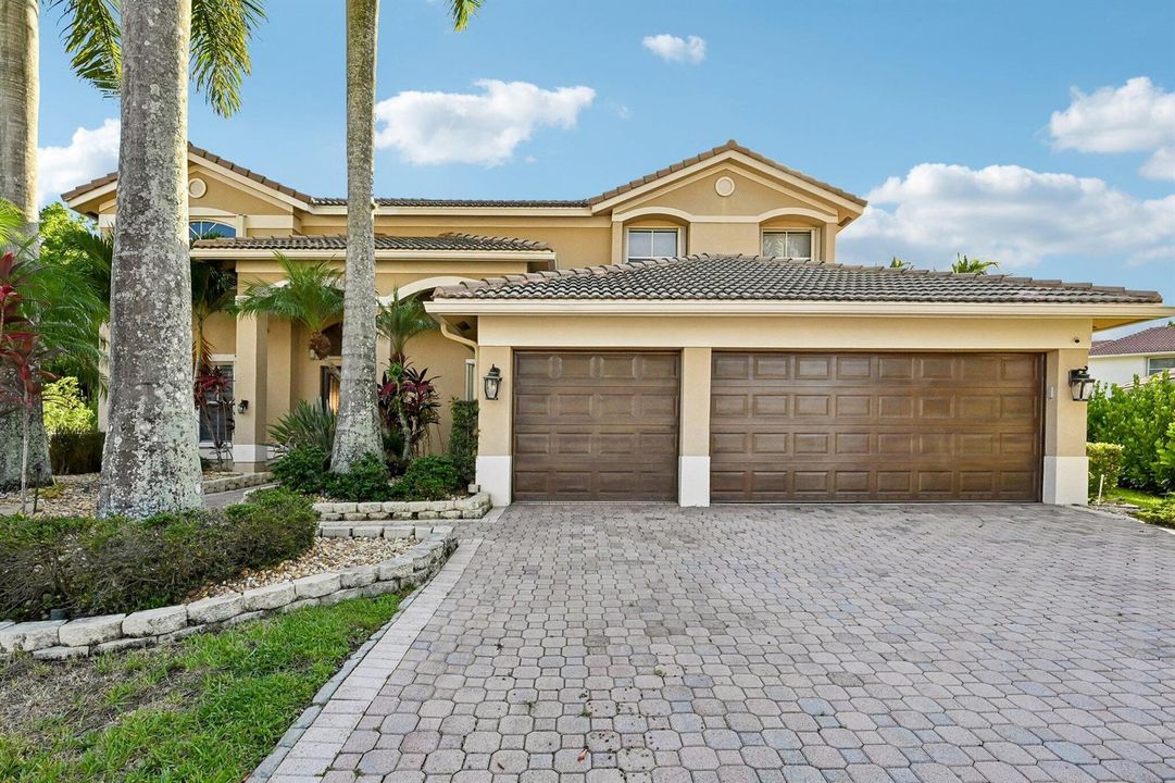 3-web-or-mls-Victoria Pointe Ln-S0808-00