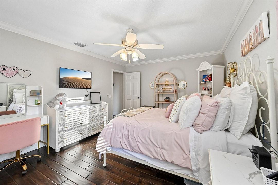 35-web-or-mls-Victoria Pointe Ln-S0808-0