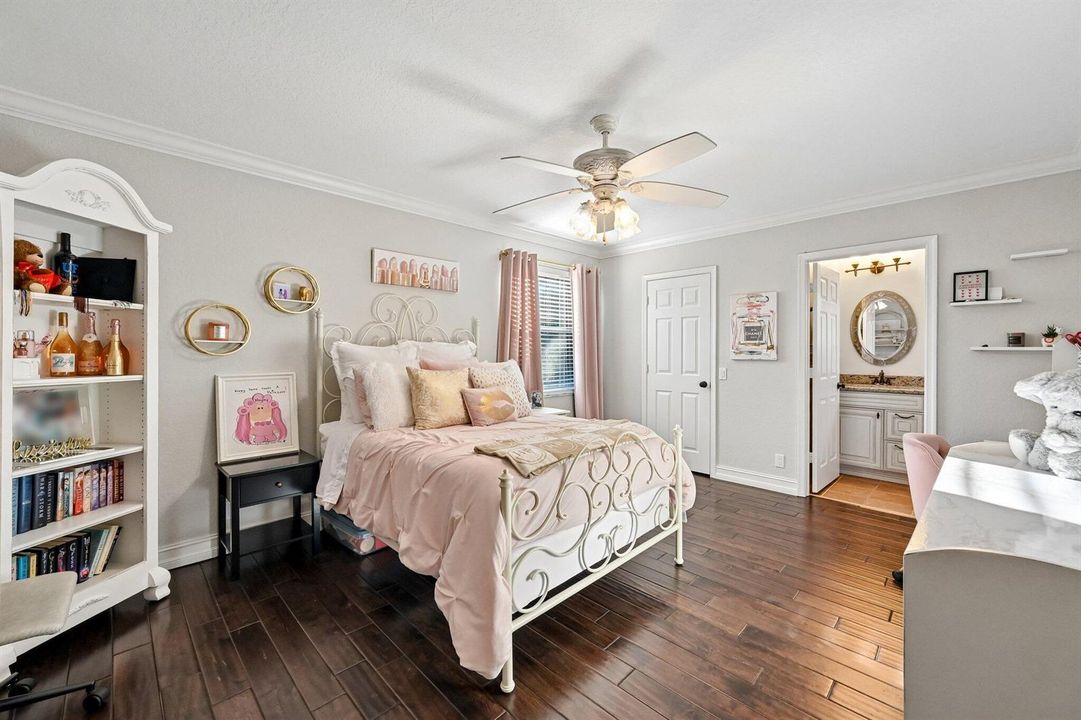 34-web-or-mls-Victoria Pointe Ln-S0808-0