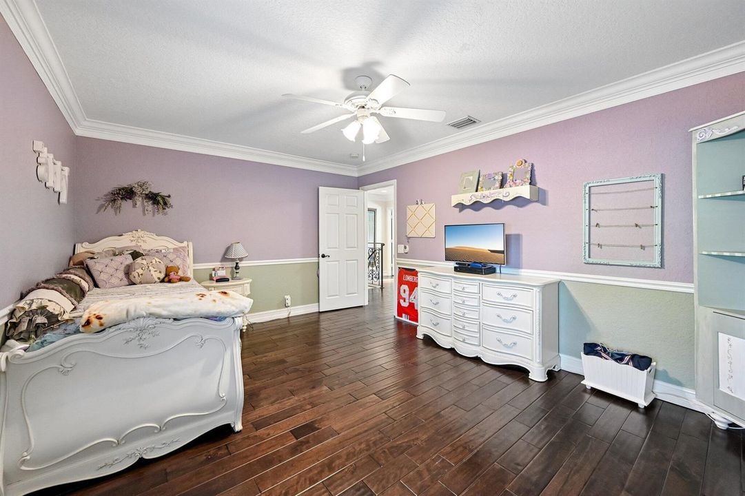 42-web-or-mls-Victoria Pointe Ln-S0808-0