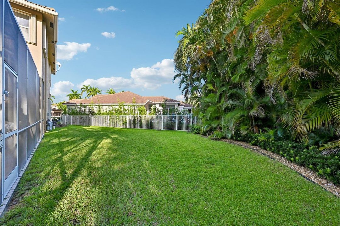52-web-or-mls-Victoria Pointe Ln-S0808-0