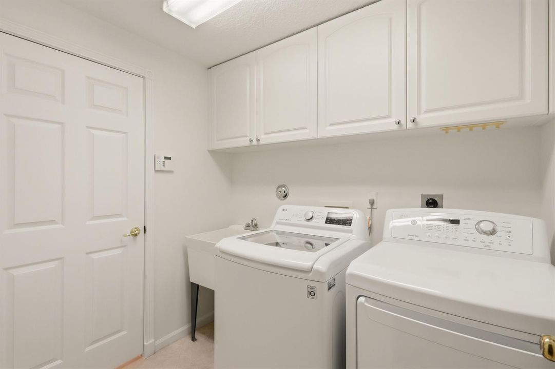 38. laundry room
