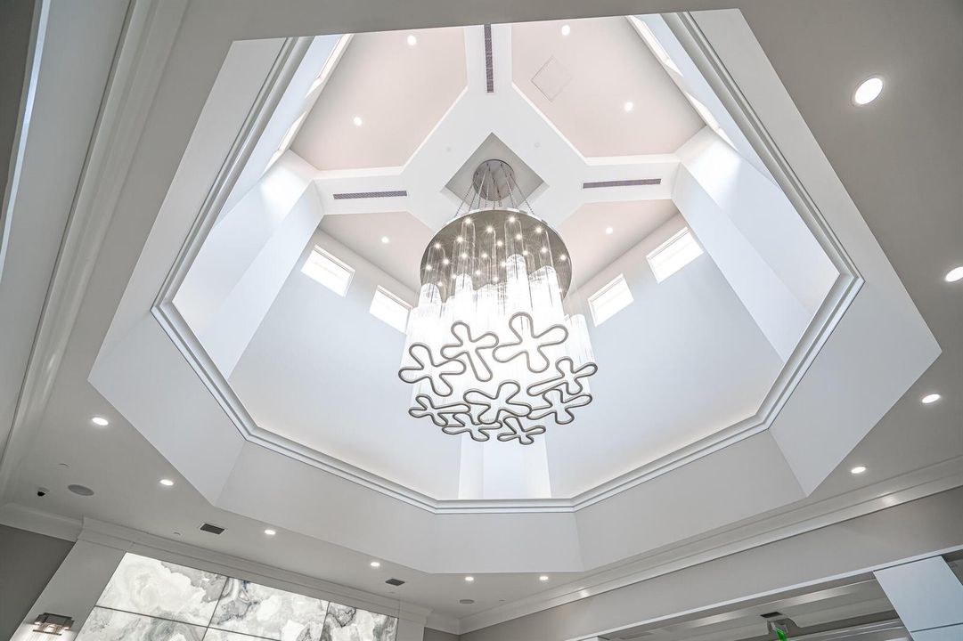 Lobby Clubhouse