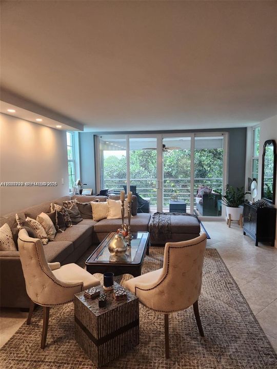 For Rent: $3,500 (3 beds, 2 baths, 1620 Square Feet)