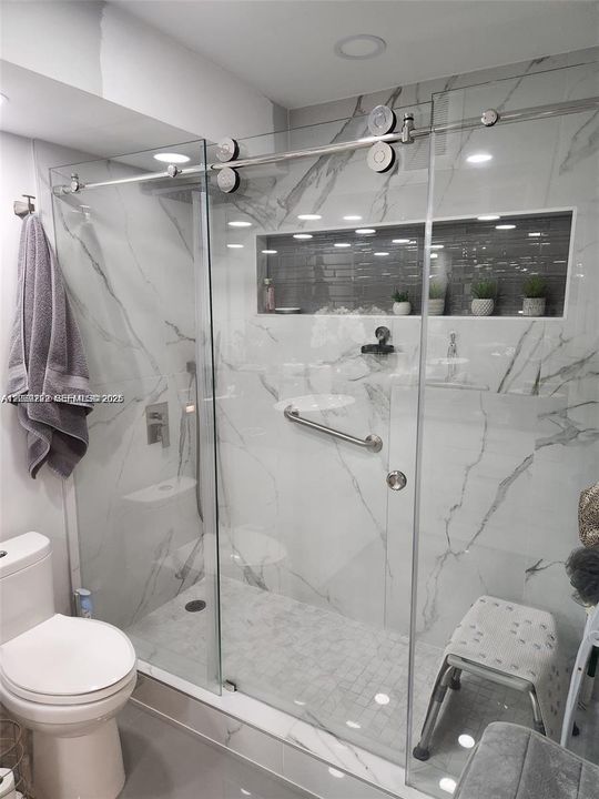 For Rent: $3,500 (3 beds, 2 baths, 1620 Square Feet)
