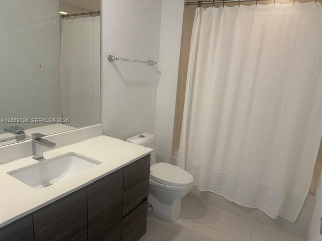 В аренду: $3,900 (2 спален, 2 ванн, 910 Квадратных фут)