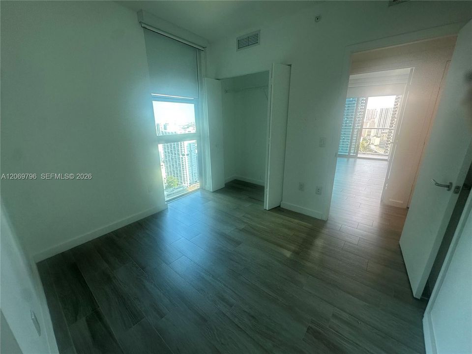 В аренду: $3,900 (2 спален, 2 ванн, 910 Квадратных фут)