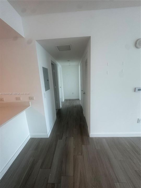 В аренду: $3,900 (2 спален, 2 ванн, 910 Квадратных фут)