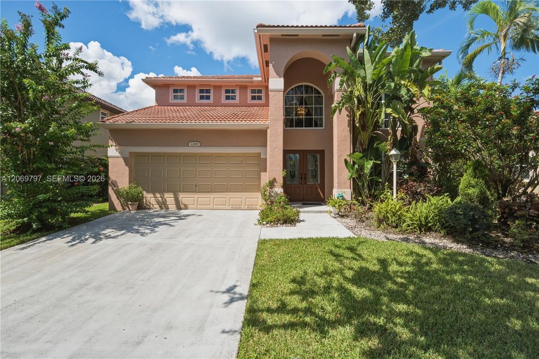 For Sale: $820,000 (4 beds, 3 baths, 2598 Square Feet)